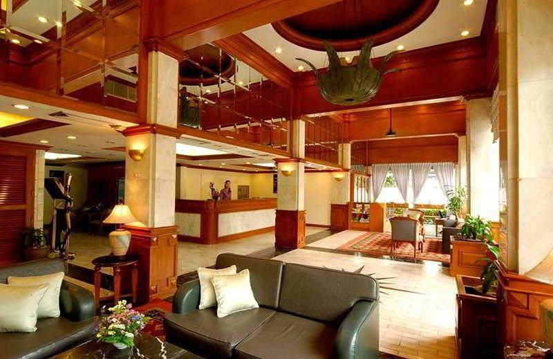 Down Town Inn, Чиангмай Екстериор снимка