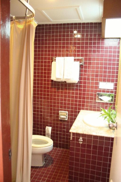 Down Town Inn, Чиангмай Екстериор снимка