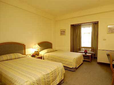 Down Town Inn, Чиангмай Екстериор снимка